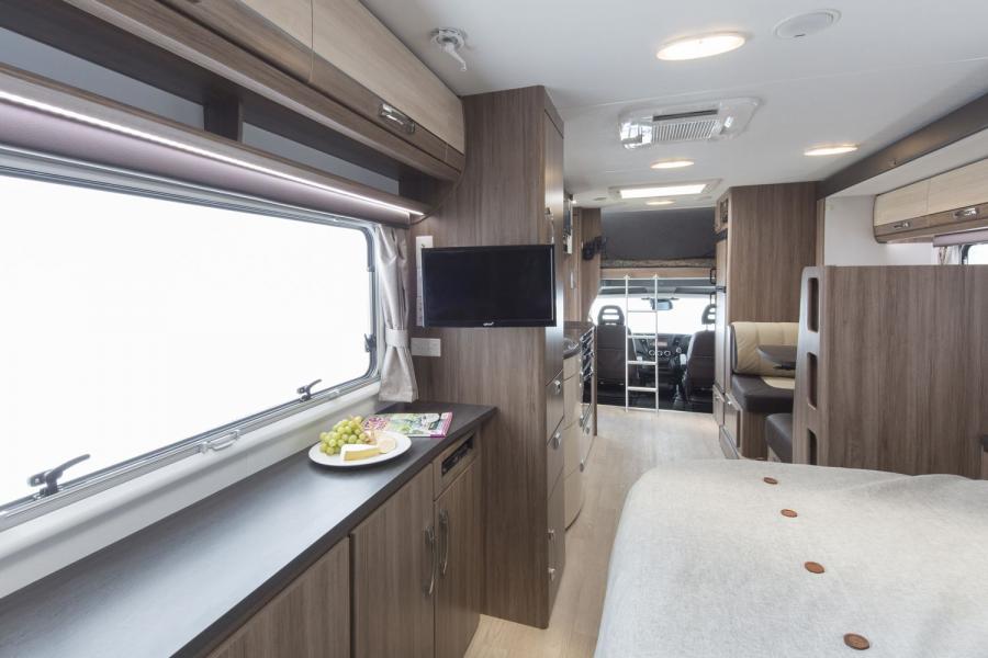 Интерьер Jayco Optimum 2016 года  (фото 4 из 8)